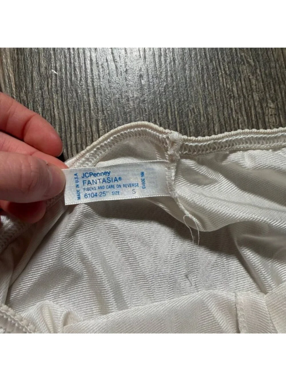 Vintage JC Penney Fantasia White Lace Half Slip Size S - Picture 4 of 5